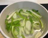 Hình bước làm 1 của món Nấm Lộc Nhung Xào Cải Rổ Chay