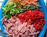 A picture of step 1 of Spaghettini stir fry.