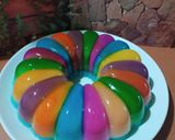 Foto langkah ke 9 dari resep Puding Pelangi.
