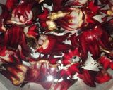 Foto langkah ke 1 dari resep Sirup Rosella.