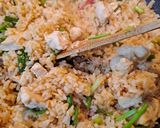Foto langkah ke 6 dari resep Nasi goreng ayam.