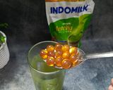 Foto langkah ke 2 dari resep Jelly Ball Matcha Latte.