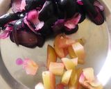A picture of step 1 of Jamun awla juice.
