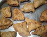 ખીચડી ના સમોસા (Khichdi Samosa Recipe In Gujarati) રેસીપી સ્ટેપ4ફોટો