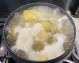 A picture of step 1 of Potatoes au gratin with bacon lardons.