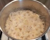 Körtés krémes palacsintatekercs recept fázis 2 fotója