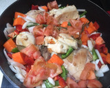 Foto del paso 2 de la receta: Pollo en caldereta
