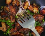 A picture of step 6 of Red Wine Vinegar Whole Chicken Fry.