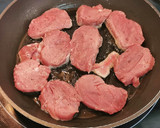 Foto del paso 3 de la receta: Solomillo Strogonoff