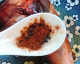 Hình bước làm 2 của món Đùi gà nướng mật ong