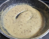 Foto del paso 5 de la receta: Lomo al horno a la mostaza y miel con cebolla y su salsa