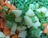 A picture of step 1 of Vegetable Korma.