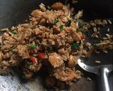รูปขั้นตอนการทำที่ 9 ของ ข้าวคลุกกะเพราลูกชิ้นหมู+ไข่ดาว (no msg.)