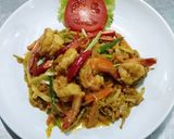 รูปขั้นตอนการทำที่ 6 ของ กุ้งผัดผงกะหรี่