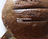A picture of step 10 of Chocolate cake with whip cream.