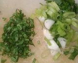 Foto langkah ke 1 dari resep Sayur sop soba (sosis bakso).