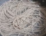 Hình bước làm 1 của món Mì soba sốt táo