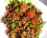 รูปขั้นตอนการทำที่ 2 ของ หมูสับผัดไข่แดงเค็ม