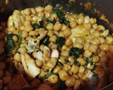 Foto del paso 5 de la receta: Potaje de garbanzos con bacalao
