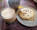 A picture of step 5 of Giant Microwave 1 minute ChocoChip cookie.