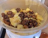 Une image de l'étape 1 de Compote pomme marron vanille.