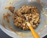 Foto del paso 2 de la receta: Cookies de avena y chocolate con harina integral