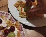Foto langkah ke 6 dari resep Grapes Pastry With Cream Cheese.
