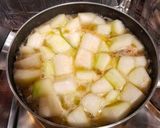 รูปขั้นตอนการทำที่ 2 ของ ซุปไก่ฝักเขียว 🥣