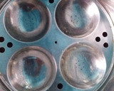 முளை கட்டிய பச்சை பயிறு இட்லி ரெசிபி ஸ்டேப் 2 புகைப்படம்