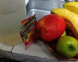 Foto del paso 1 de la receta: Salpicón súper rápido 🍎🍉🥭🍏🍍🍌