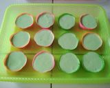 Foto langkah ke 8 dari resep Bolu Mawar Lembut.