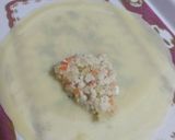 Foto langkah ke 4 dari resep Risoles Segitiga.