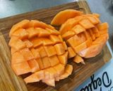 Une image de l'étape 3 de Salade de pomelos au melon, orange et vanille.