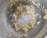 A picture of step 2 of Prawn curry.