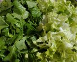 صورة لخطوة 1 من وصفة سلطة الجرجير والبرتقال 🥗