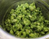 A picture of step 4 of Cauliflower Green Fry.