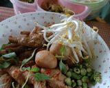 รูปขั้นตอนการทำที่ 8 ของ ขนมจีนน้ำยาป่า