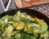Foto del paso 4 de la receta: Tortilla de zapallitos "super"