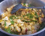 Foto del paso 3 de la receta: Arroz con atún, coliflor y tirabeques