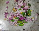 ரவை உப்மா (Ravai upma recipe in tamil) ரெசிபி ஸ்டேப் 2 புகைப்படம்