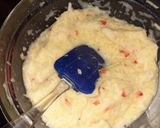 Foto del paso 3 de la receta: Tortilla de papa rallada 💜