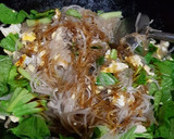Foto langkah ke 4 dari resep Mie sagu goreng.