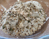 Foto del paso 1 de la receta: Pan casero árabe con semillas