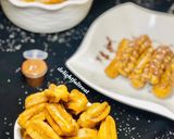 A picture of step 6 of Churros.
