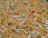 Foto langkah ke 5 dari resep 153. Simple Kwetiauw Goreng.