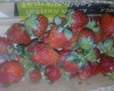 Foto langkah ke 1 dari resep Es Lilin Strawberry.