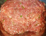 Foto del paso 1 de la receta: Albóndigas con sepia en su propia tinta 😋😋😋