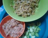 Foto langkah ke 2 dari resep Tumis bunga pepaya.