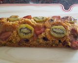 Foto del paso 7 de la receta: Budín húmedo de kiwi y frutillas invertido