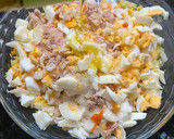 Foto del paso 5 de la receta: Caracolas de hojaldre, rellenas de ensaladilla rusa